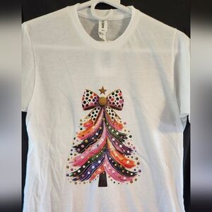 NWT Christmas TreeTShirt Size S